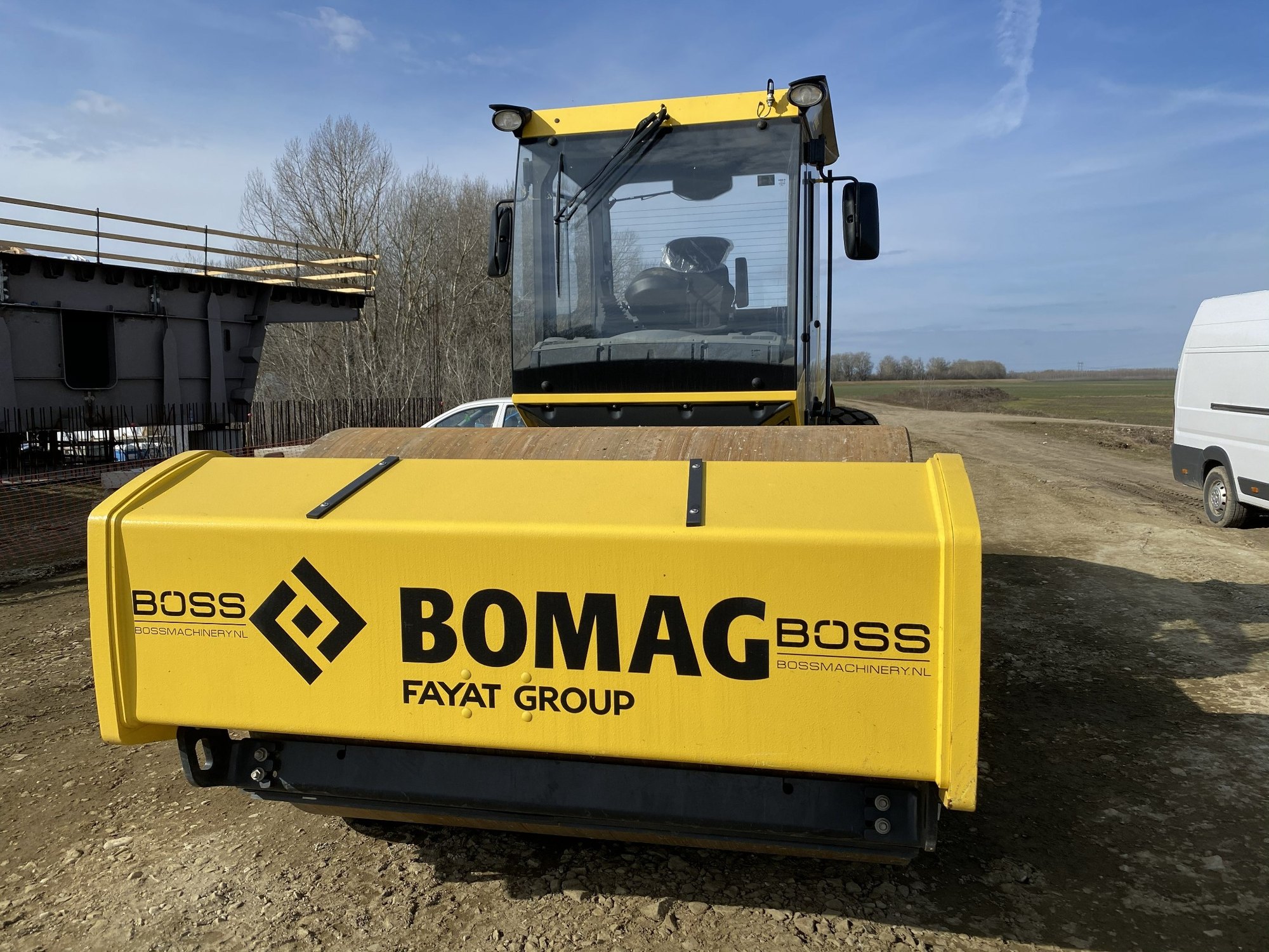 BOMAG úthenger közelről